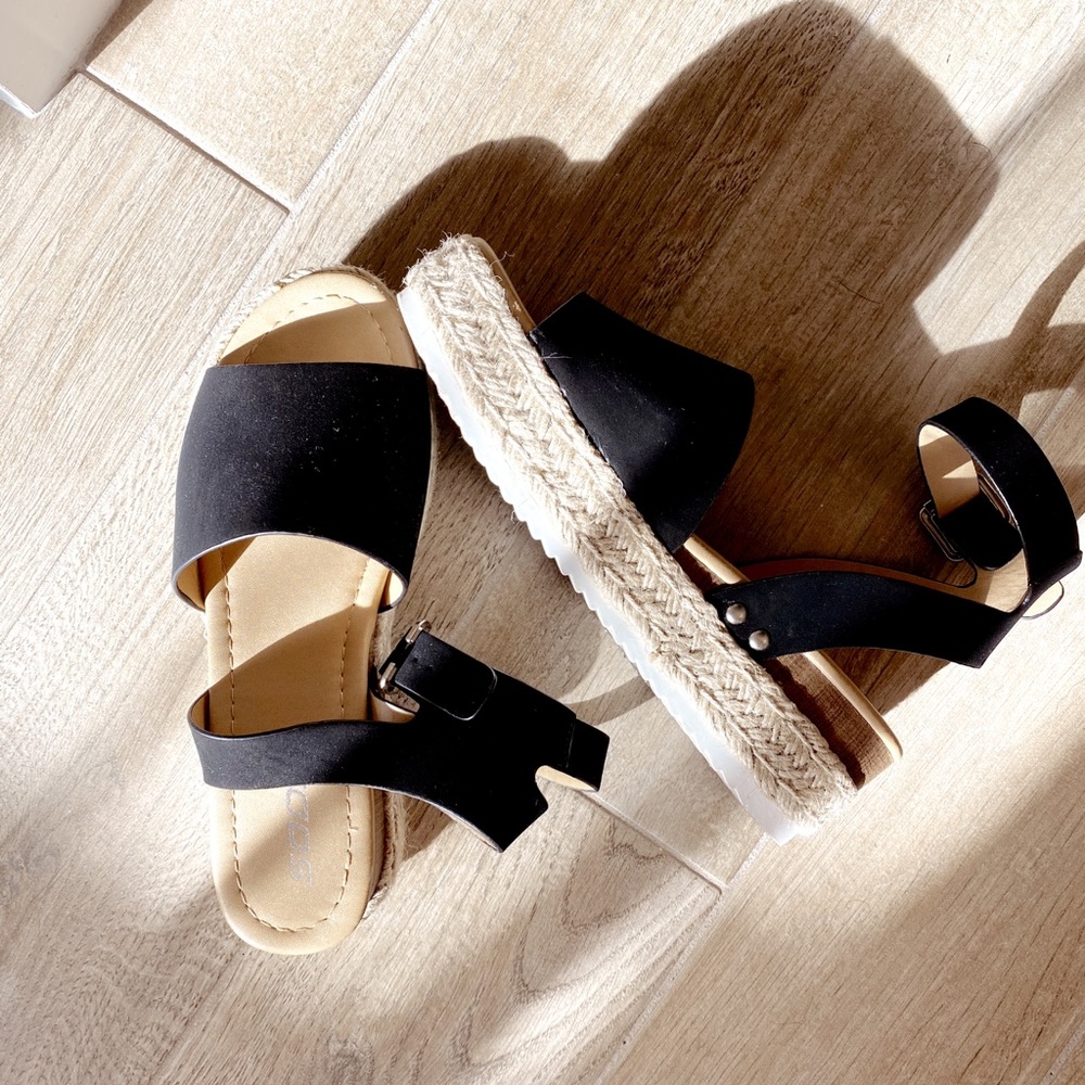Summer Wedge